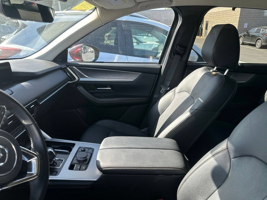Used 2024 MAZDA CX-90 Plug-In Hybrid w/ Premium Pkg AWD/4WD image 7