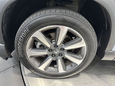 Certified 2024 Honda Pilot Elite image 9