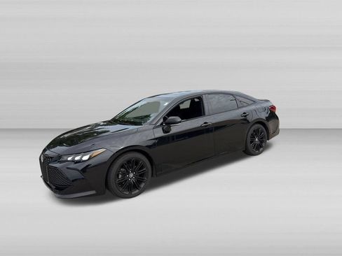Used 2022 Toyota Avalon XSE FWD image 8