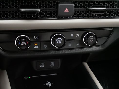 Certified 2026 Honda HR-V LX image 23