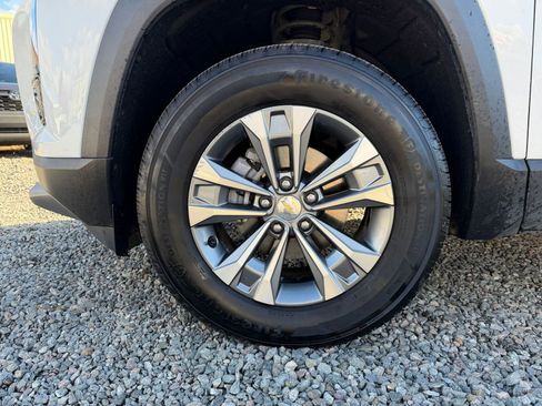 Used 2025 Chevrolet Equinox LT image 29