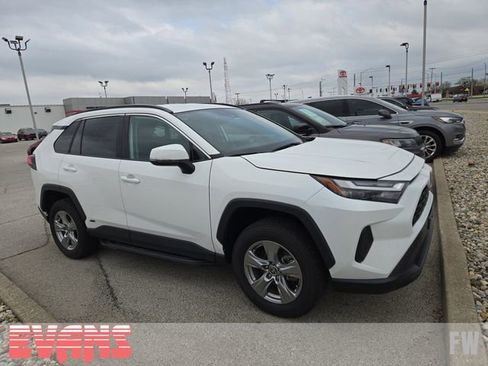 Used 2024 Toyota RAV4 XLE w/ Weather Package image 2