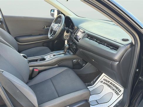 Used 2022 Honda HR-V LX image 15