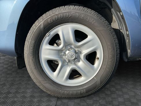 Used 2012 Toyota RAV4 FWD w/ Value Pkg image 14