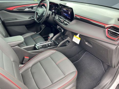 Certified 2025 Chevrolet TrailBlazer RS w/ Convenience Package image 31