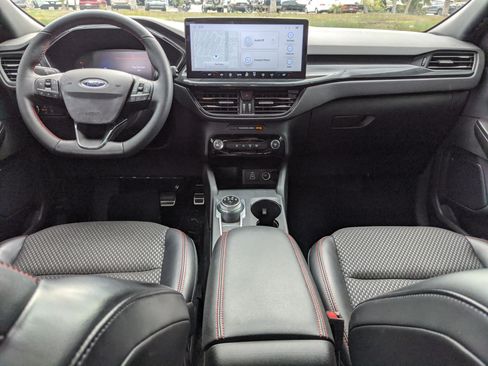 Used 2024 Ford Escape ST-Line w/ Tech Pack #1 image 14