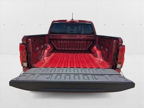 New 2025 Chevrolet Colorado LT image 10