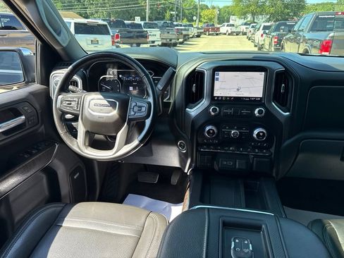 Used 2020 GMC Sierra 1500 Denali w/ Denali Ultimate Package AWD/4WD image 13