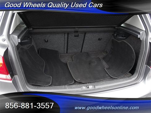 Used 2012 Volkswagen Golf 2-Door image 18