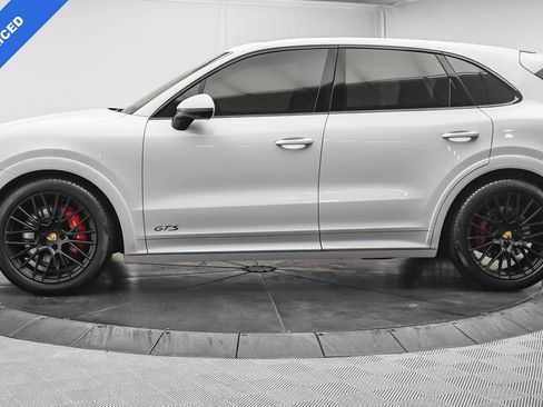 Used 2023 Porsche Cayenne GTS image 4