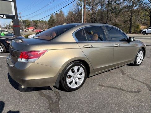 Used 2010 Honda Accord EX-L image 6