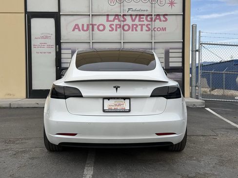 Used 2021 Tesla Model 3 Performance image 36