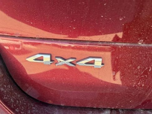 Used 2024 Jeep Grand Cherokee L Laredo image 8