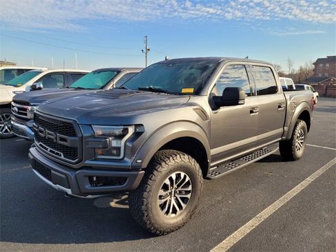 Certified 2020 Ford F150 Raptor w/ Equipment Group 801A Mid image 3