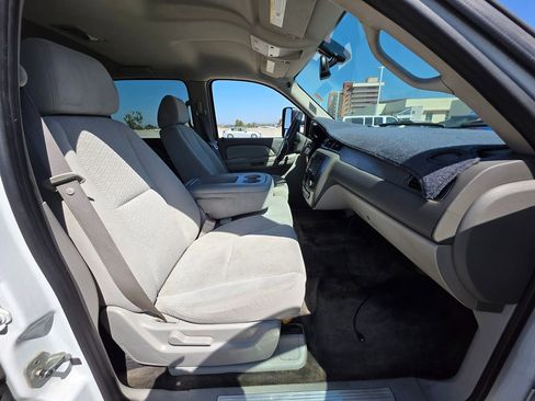 Used 2007 Chevrolet Avalanche LS image 9