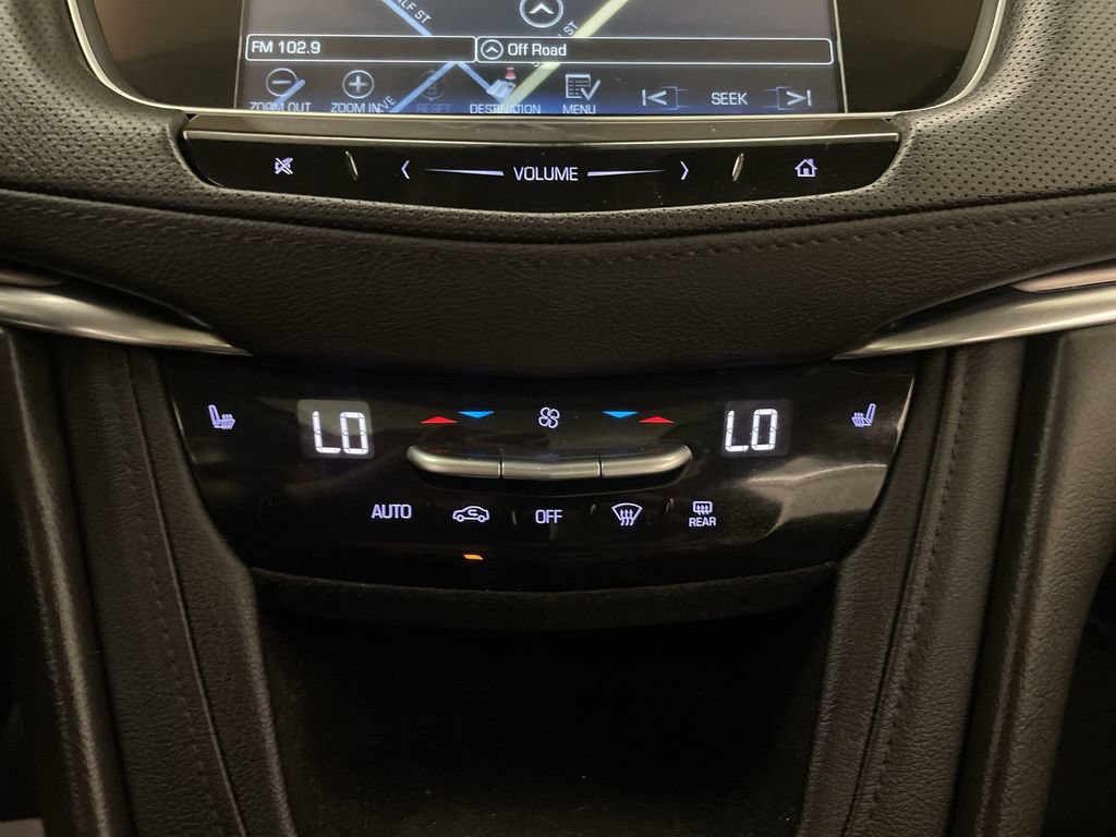 Used 2019 Cadillac XT5 Luxury AWD/4WD image 12