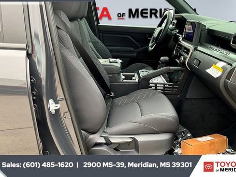 New 2025 Toyota Tacoma SR5 image 9