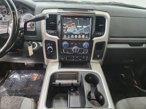 Used 2017 RAM 2500 Big Horn w/ Sport Appearance Group AWD/4WD image 16