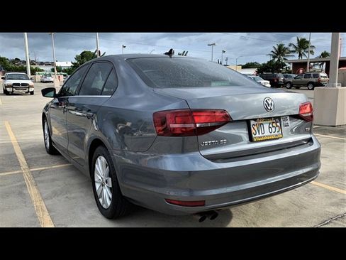 Used 2016 Volkswagen Jetta SE FWD image 7
