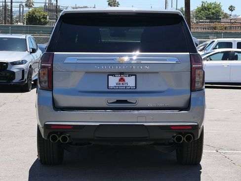 Used 2024 Chevrolet Suburban Premier RWD image 5