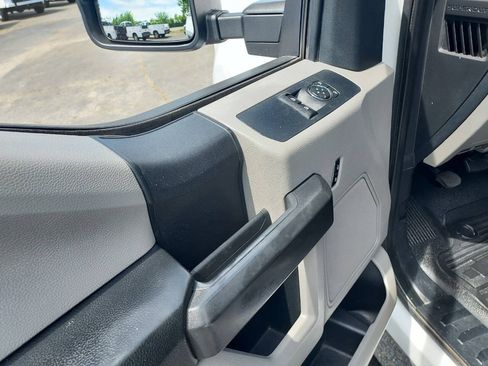 Used 2020 Ford F250 XL w/ Power Equipment Group RWD image 26