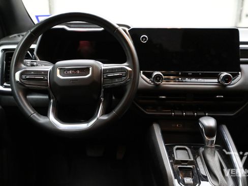 Used 2024 GMC Canyon Elevation image 8