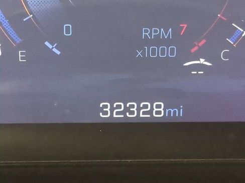 Used 2025 Chevrolet Equinox LT FWD image 26