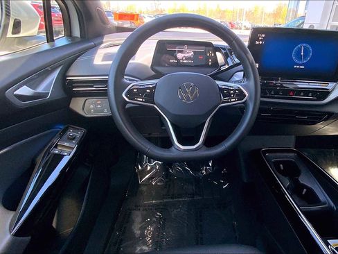 Used 2024 Volkswagen ID.4 S RWD image 5