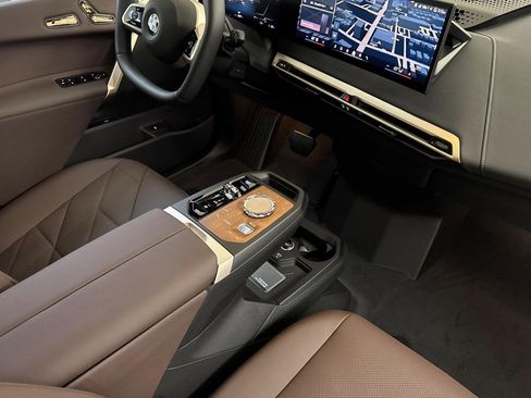 New 2026 BMW iX xDrive45 w/ Executive Package image 28