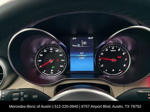 Used 2022 Mercedes-Benz GLC 300 image 33