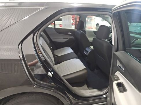 Used 2023 Chevrolet Equinox LS AWD/4WD image 17