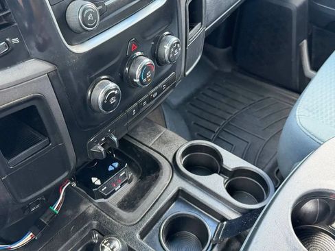 Used 2014 RAM 3500 Tradesman w/ Chrome Appearance Group AWD/4WD image 23