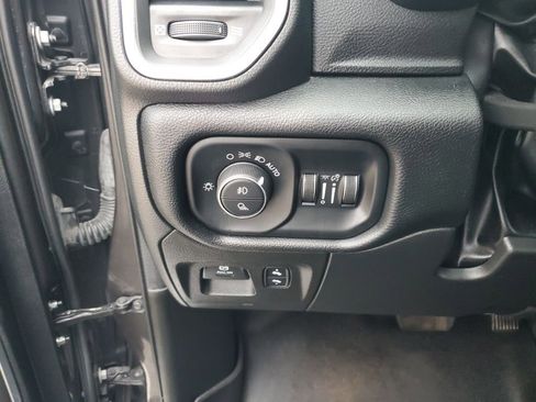 Used 2022 RAM 1500 Laramie image 33