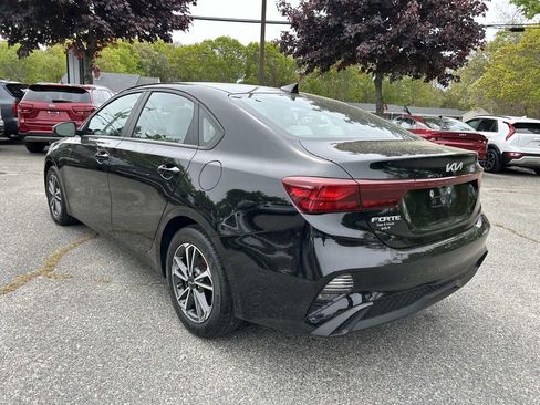 Certified 2023 Kia Forte LXS w/ LXS Technology Package FWD image 5