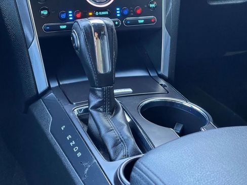 Used 2019 Ford Explorer Limited w/ Class III Trailer Tow Package image 40