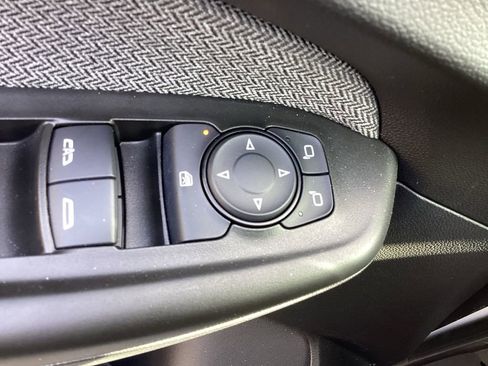 Used 2023 Chevrolet TrailBlazer LT w/ Convenience Package image 44