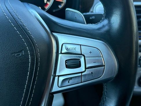 Used 2019 BMW 750i xDrive w/ Executive Package image 45