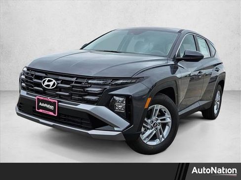New 2026 Hyundai Tucson SE FWD image 1