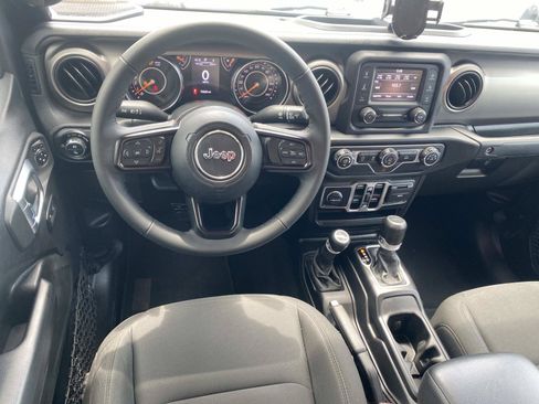 Used 2020 Jeep Gladiator Sport w/ Quick Order Package 24S AWD/4WD image 13