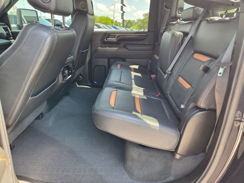 Certified 2024 GMC Sierra 2500 AT4 AWD/4WD image 8