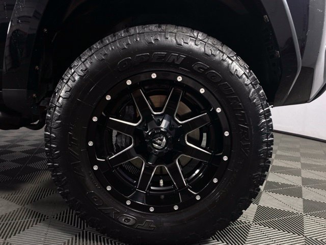 Used 2018 Toyota 4Runner SR5 Premium AWD/4WD image 9
