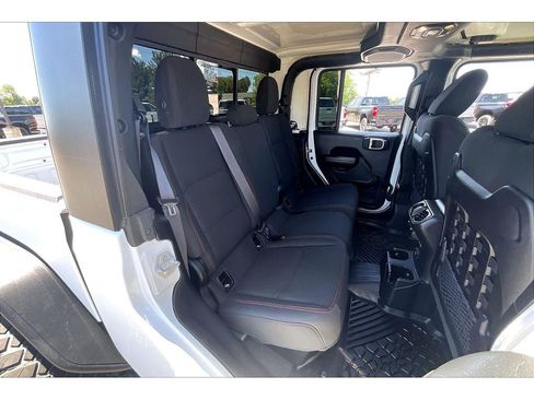 Used 2020 Jeep Gladiator Rubicon AWD/4WD image 28