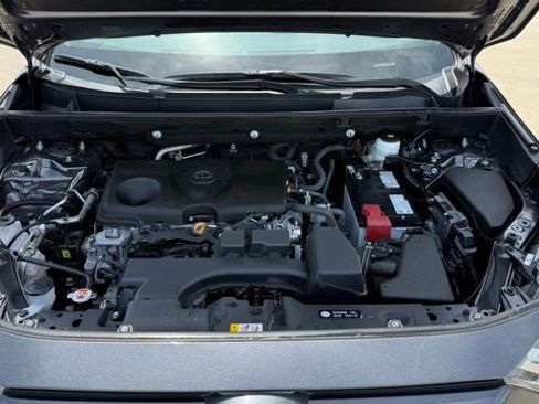 Used 2025 Toyota RAV4 XLE Premium FWD image 11