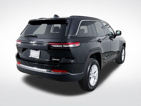 New 2025 Jeep Grand Cherokee Laredo X w/ Luxury Tech Group I AWD/4WD image 7