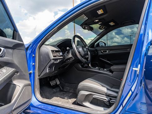 Used 2022 Honda Civic Sport image 17