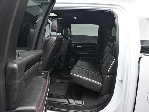 Used 2025 GMC Sierra 2500 AT4X AWD/4WD image 39