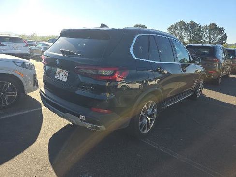 Used 2023 BMW X5 xDrive40i AWD/4WD image 3