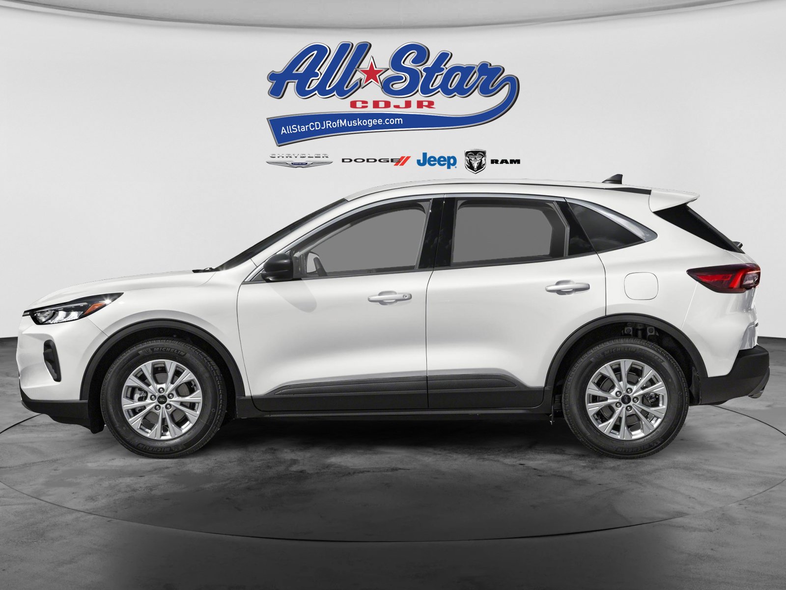 Used 2023 Ford Escape Active AWD/4WD image 3