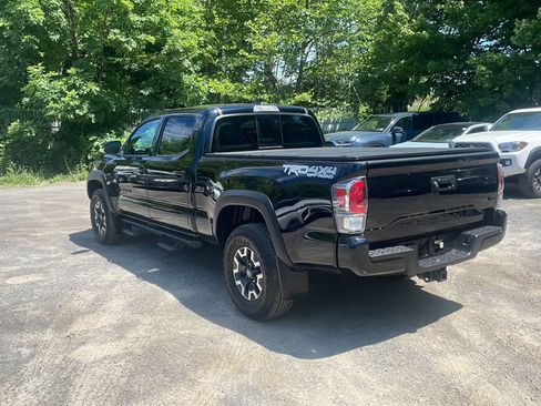 Used 2023 Toyota Tacoma TRD Off-Road w/ TRD Premium Off Road Package AWD/4WD image 6