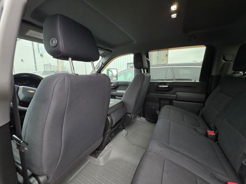 Used 2020 Chevrolet Silverado 2500 Custom w/ Custom Value Package AWD/4WD image 14